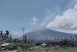 Empat bandara di NTT tak beroperasi akibat erupsi Gunung Lewotobi