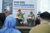 Sekdaprov Sulsel bedah buku karya Guru Besar STIA LAN