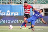 Arema FC petik kemenangan di kandang Madura United