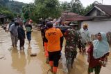 Dua meninggal dan puluhan luka-luka akibat banjir bandang