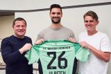 Bayern Muenchen resmi memperpanjang kontrak kiper veteran Sven Ulreich