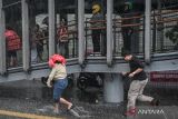 Cuaca Jawa Barat Hari Ini: Waspada! Siklon di Samudra Hindia Picu Hujan Lebat