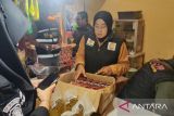 Satpol PP Cianjur menyita 7.000 batang rokok ilegal di 3 kecamatan