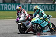 Pembalap Veda Pratama memetik banyak pelajaran dalam debutnya di Moto3