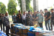TNI AL bongkar penyelundupan 1,4 ton sianida di Bitung
