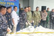 TNI AL gagalkan penyelundupan pasir timah ilegal ke Jakarta