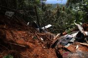Helikopter jatuh di Sekadau tewaskan delapan orang