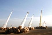 IRGC hantam kapal induk dan kapal perusak AS dengan rudal balistik