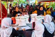 Ribuan keluarga di Jaksel terima bantuan pangan beras