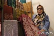 Karawo ikat Gorontalo: Menjaga identitas budaya, menggerakkan ekonomi