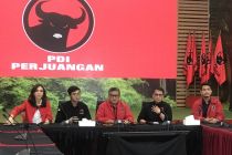 PDIP analisis pertemuan Jokowi-Prabowo terkait pembelian pesawat bekas