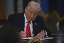 Tarif impor AS atas produk-produk asing resmi berlaku