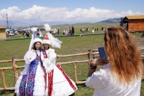 Menengok pesona Prefektur Otonom Etnis Kazak Ili di Xinjiang