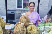 Mendatangi pesta durian negara-negara ASEAN di Beijing