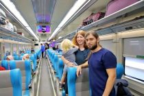 Semakin Diminati Wisatawan Mancanegara, 546 Ribu Turis Asing Menikmati Perjalanan KA Jarak Jauh Sepanjang Januari–September 2025