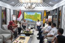 Kembangkan Ekosistem Logistik Berbasis Rel di Jawa Tengah, Dirut KAI Adakan Pertemuan dengan Pemprov Jateng dan Bupati Batang