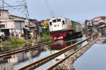 Tren Genangan Air Jalur Semarang Tawang - Alastua Menurun, Kecepatan KA yang Lewat Jalur Hulu Dinaikkan Menjadi 20 KM per Jam