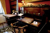 Mengunjungi Museum Charles Dickens di London, Inggris