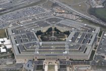 Trump sahkan RUU Pertahanan, tekan Pentagon rilis rekaman serangan di Venezuela