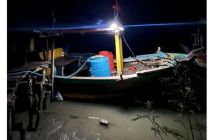 Penerangan Berbasis PLTS Hadir, Nelayan Cilamaya Kini Melaut dengan Lebih Aman dan Produktif