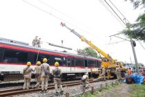 Hampir 8 Jam Pemulihan, Lintas Rawabuaya&ndash;Batuceper Kembali Beroperasi Bertahap