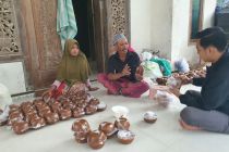 Dua dekade perjuangan Rosidah besarkan UMKM gula merah dan lewat KUR BRI Sumenep