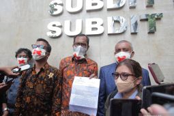 KontraS Sampaikan Polri Berusaha Jemput Fatia Dan Haris Azhar Untuk Diperiksa thumbnail