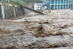 Banjir Landa Sejumlah Wilayah Di Bener Meriah, Plt Bupati Minta Warga Waspada thumbnail