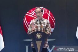 Presiden Jokowi Sebut Vaksinasi COVID-19 Capai 281 Juta Dosis thumbnail