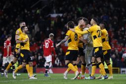 Liga Inggris - Rangnick Alami Kekalahan Pertama Saat MU Dipermalukan Wolves 0-1 thumbnail
