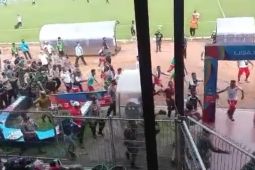 Pertandingan Persedikab Kediri lawan Maluku FC berakhir ricuh, begini kata Manajer Saidna Azhar