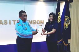 Kantor Imigrasi kelas I Ambon keluarkan paspor elektronik