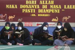 Tadarus Al Quran  Lapas Perempuan Malang