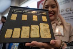 Harga emas batangan Antam hari ini stagnan di posisi Rp1,080 juta per gram