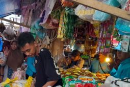 Disperindag Maluku pastikan stok kebutuhan pokok aman jelang Idul Adha