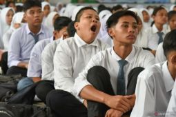Indonesian minister presses for improving education quality