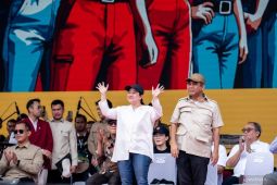 House Speaker underlines need to protect workers amid unstable economy