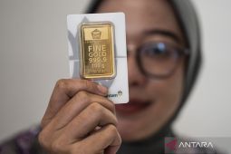 Info harga emas Antam hari ini, tembus Rp2.561.000 per gram