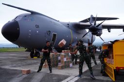 Pesawat Airbus A-400 TNI AU angkut 24 ton bantuan ke Aceh