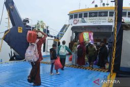 Warga Pulau Sapudi memilih mudik Lebaran lebih awal menghindari kepadatan