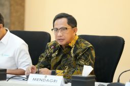Mendagri Tito targetkan nol pengungsi di tenda sebelum Lebaran
