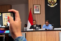 Indonesia Considers US Overflight Proposal, Emphasizes Sovereignty