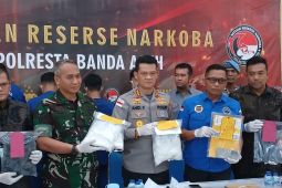 Aceh airport foils meth smuggling, four couriers arrested