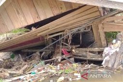 Indonesia moves to revive 8,034 flood-hit small industries
