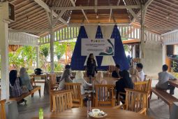 Unhas strengthens financial disaster risk literacy in Selayar