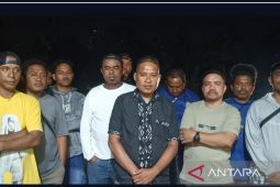 Flobamora Mansel galang dana Rp39 juta bantu korban gempa di Flores