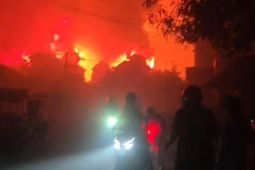 Gubernur perintahkan BPBD tangani kebakaran di pemukiman warga Desa Serdang