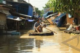 Beberapa kampung di Djakarta terlalu banjak dapat 