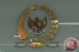 DPR : pertumbuhan ekonomi 2017 bisa lebih optimis