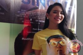 Tokoh pahlawan yang berkesan bagi Elvira Devinamira
